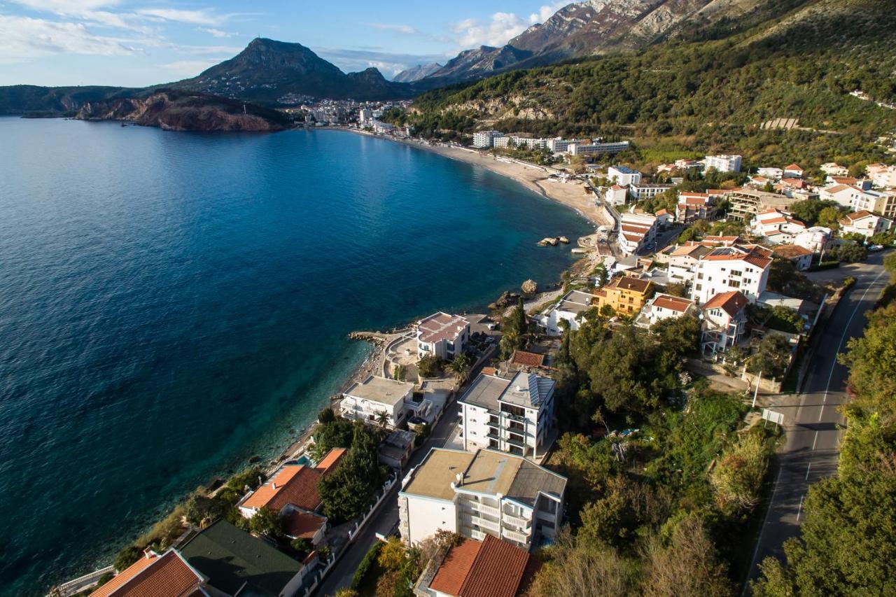 Guest House Perovic Sutomore Bagian luar foto