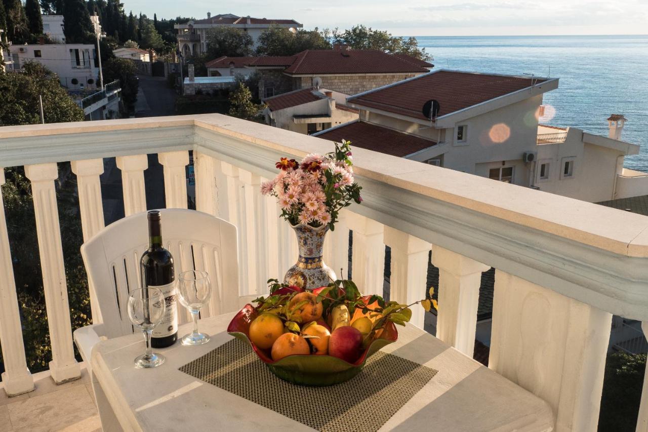 Guest House Perovic Sutomore Bagian luar foto