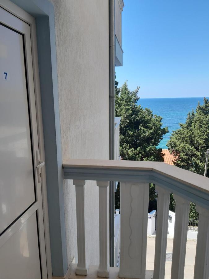 Guest House Perovic Sutomore Ruang foto
