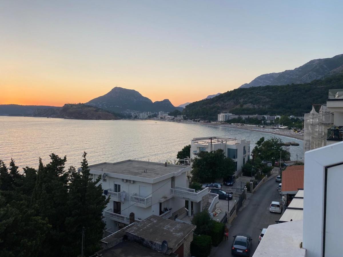 Guest House Perovic Sutomore Bagian luar foto