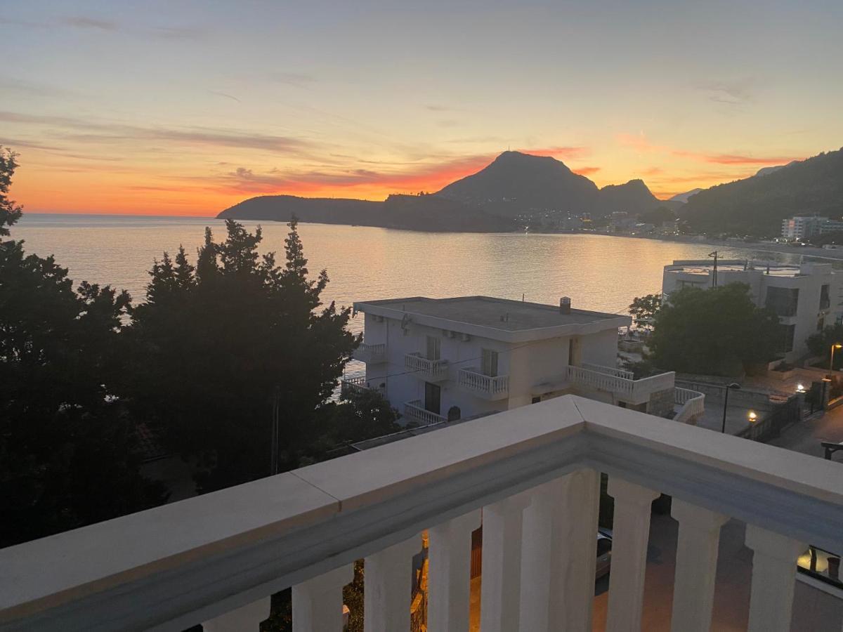 Guest House Perovic Sutomore Bagian luar foto