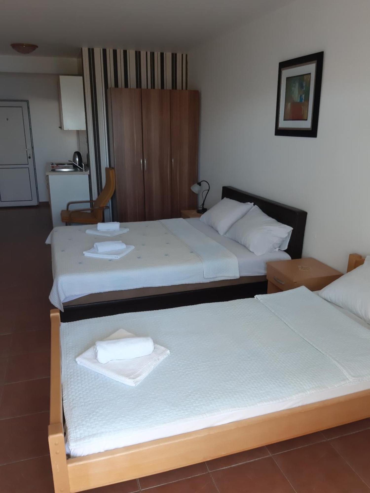 Guest House Perovic Sutomore Ruang foto