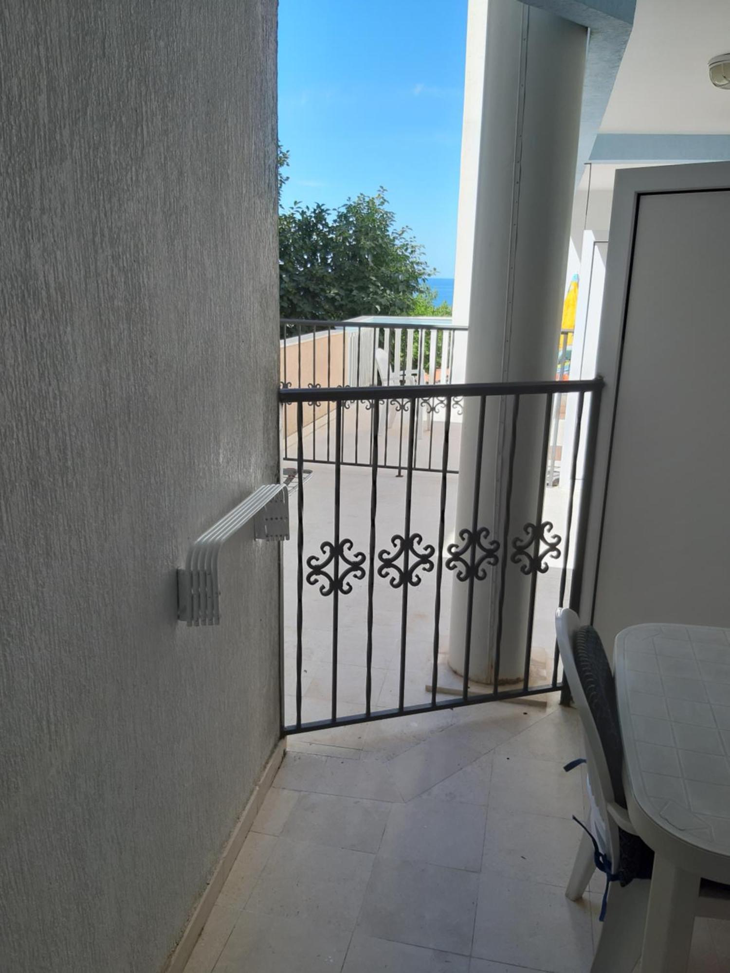 Guest House Perovic Sutomore Ruang foto