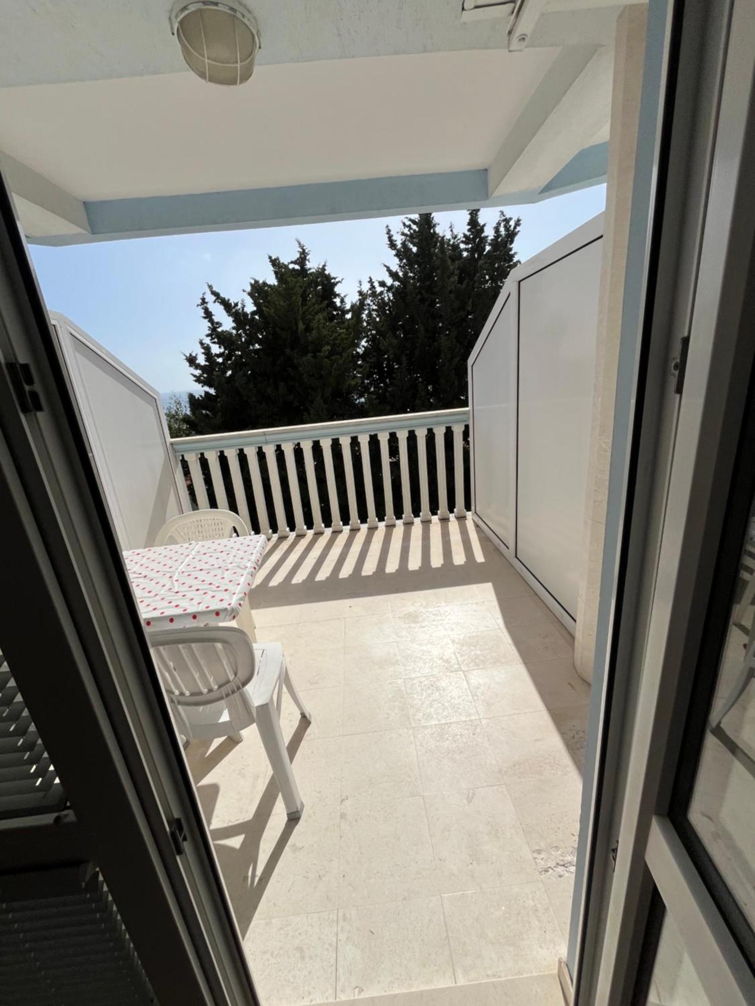 Guest House Perovic Sutomore Bagian luar foto